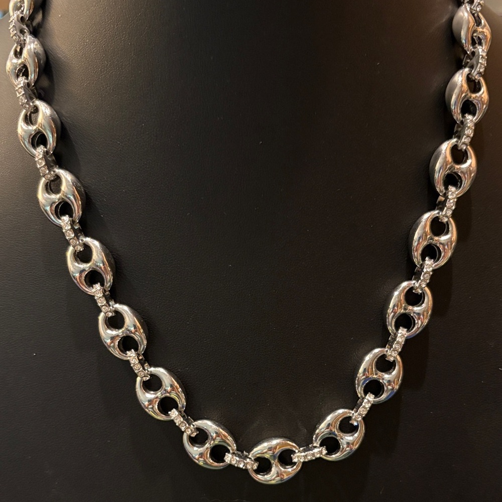 Ann Taylor vintage puffy mariner link w/ crystals